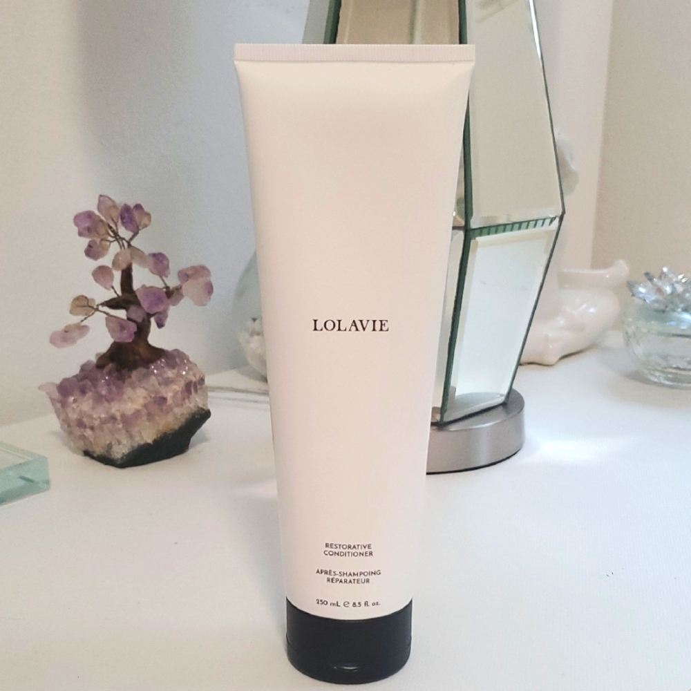 NEW LOLAVIE Restorative Conditioner 8.5 oz